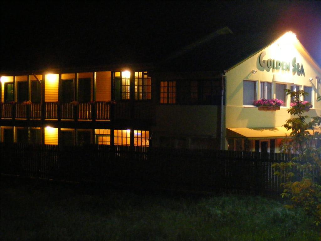 Hotel Golden Sea Вама-Веке Екстер'єр фото